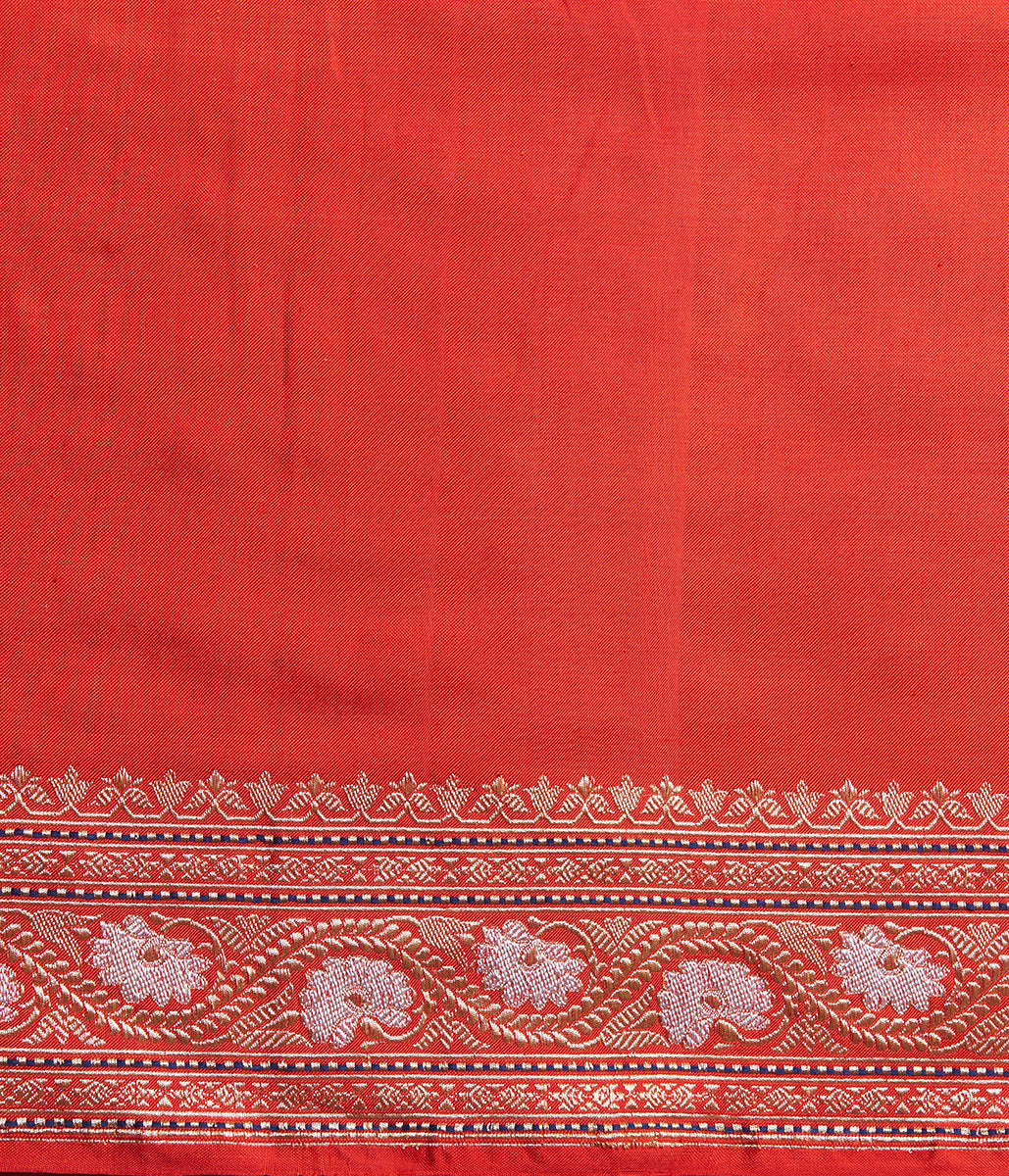 Handwoven_Bridal_Banarasi_Jangla_Woven_with_Real_Zari_WeaverStory_05