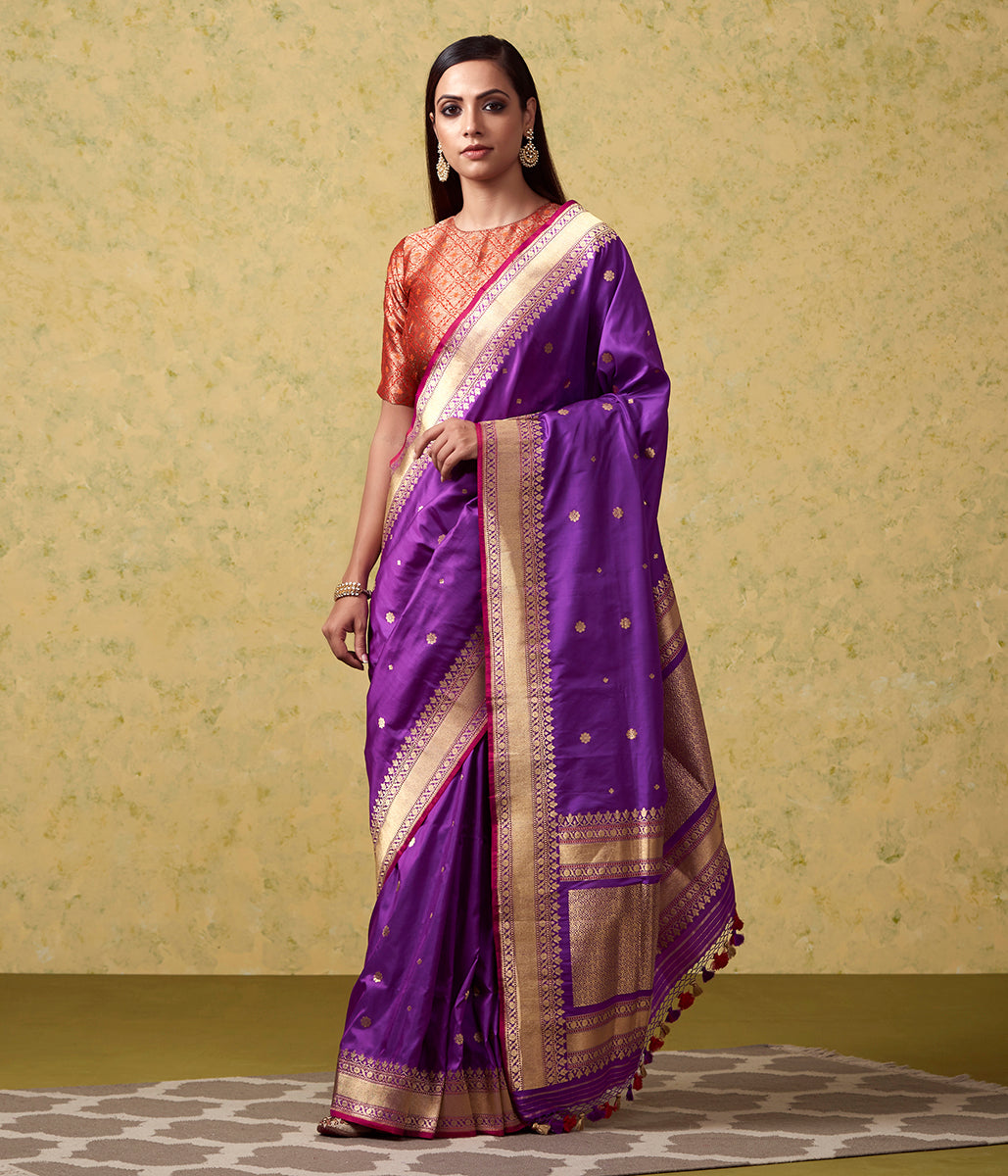Handloom_Purple_Katan_Silk_Banarasi_with_Kadhwa_Booti_and_Contrast_Blouse_WeaverStory_02