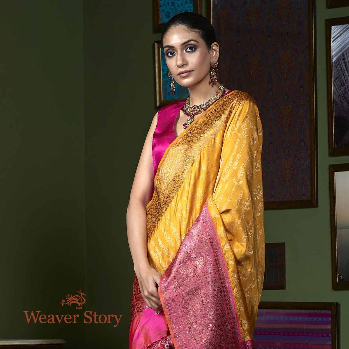 Handwoven_Mustard_Jamdani_Weave_Saree_with_Pink_Kadhiyal_Border_WeaverStory_01