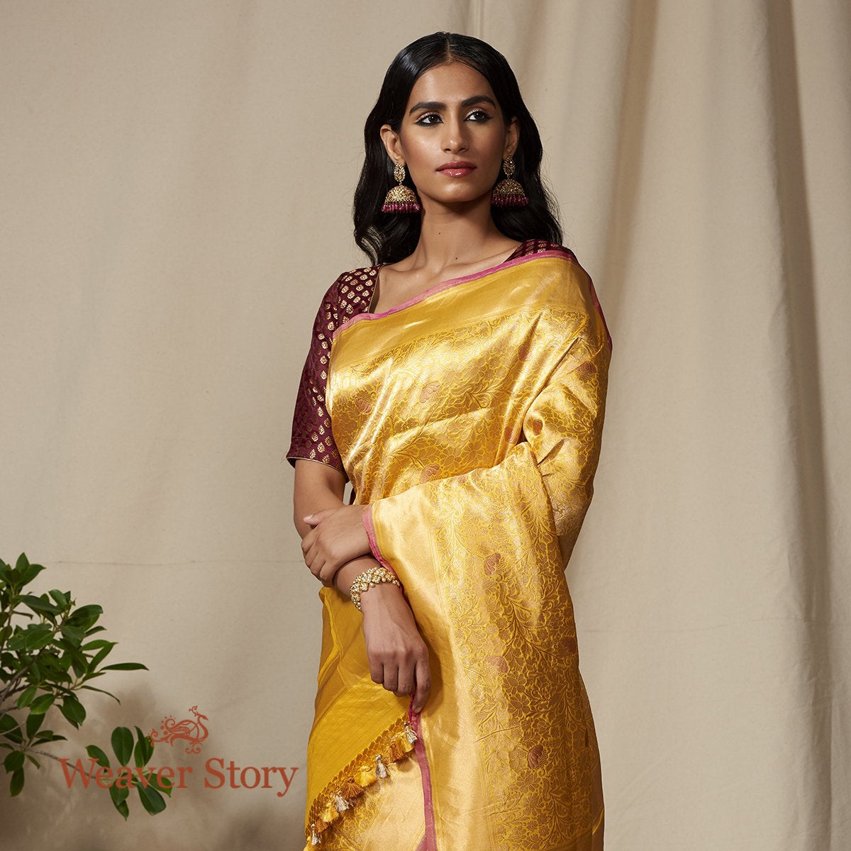 Handloom_Yellow_Kimkhab_Banarasi_Saree_with_Peach_Meenakari_WeaverStory_01