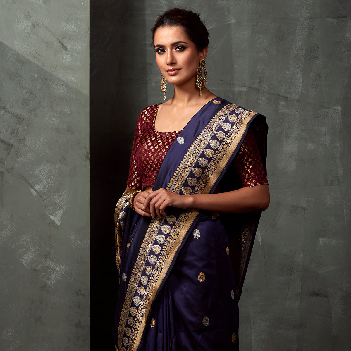 Handwoven_Navy_Blue_Kadhwa_Boota_Saree_with_Gold_and_Silver_Zari_WeaverStory_01