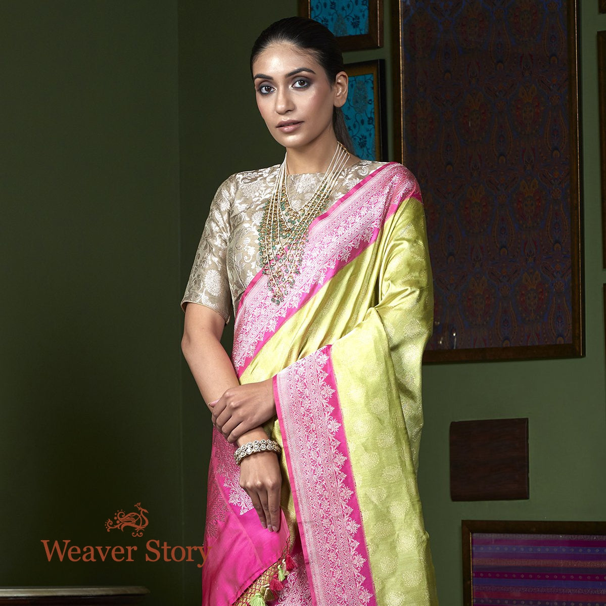 Handwoven_Green_Tissue_Silk_Saree_with_Pink_Border_WeaverStory_01