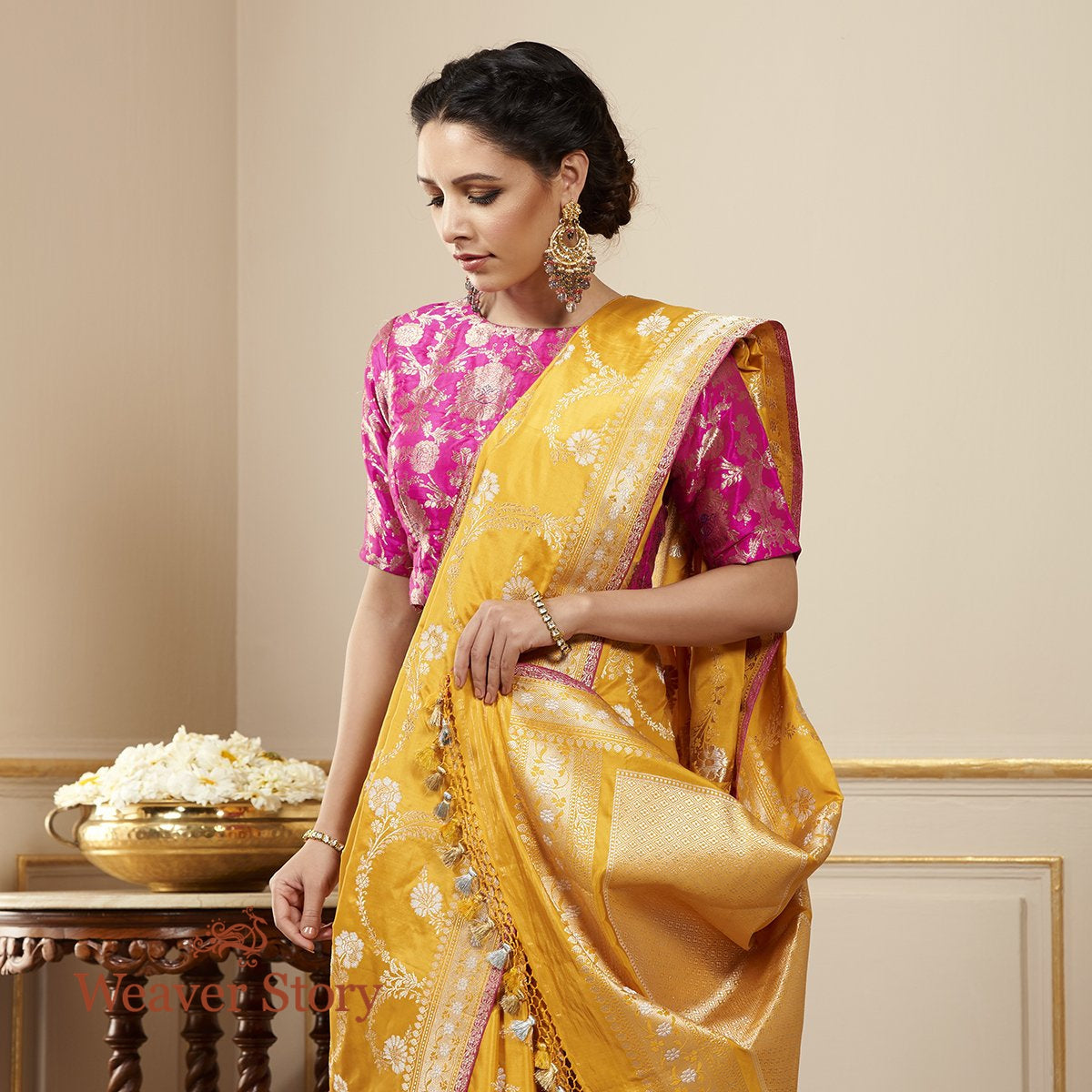 Handloom_Mango_Yellow_Sona_Rupa_Kadhwa_Jangla_Saree_with_Delicate_Border_WeaverStory_01