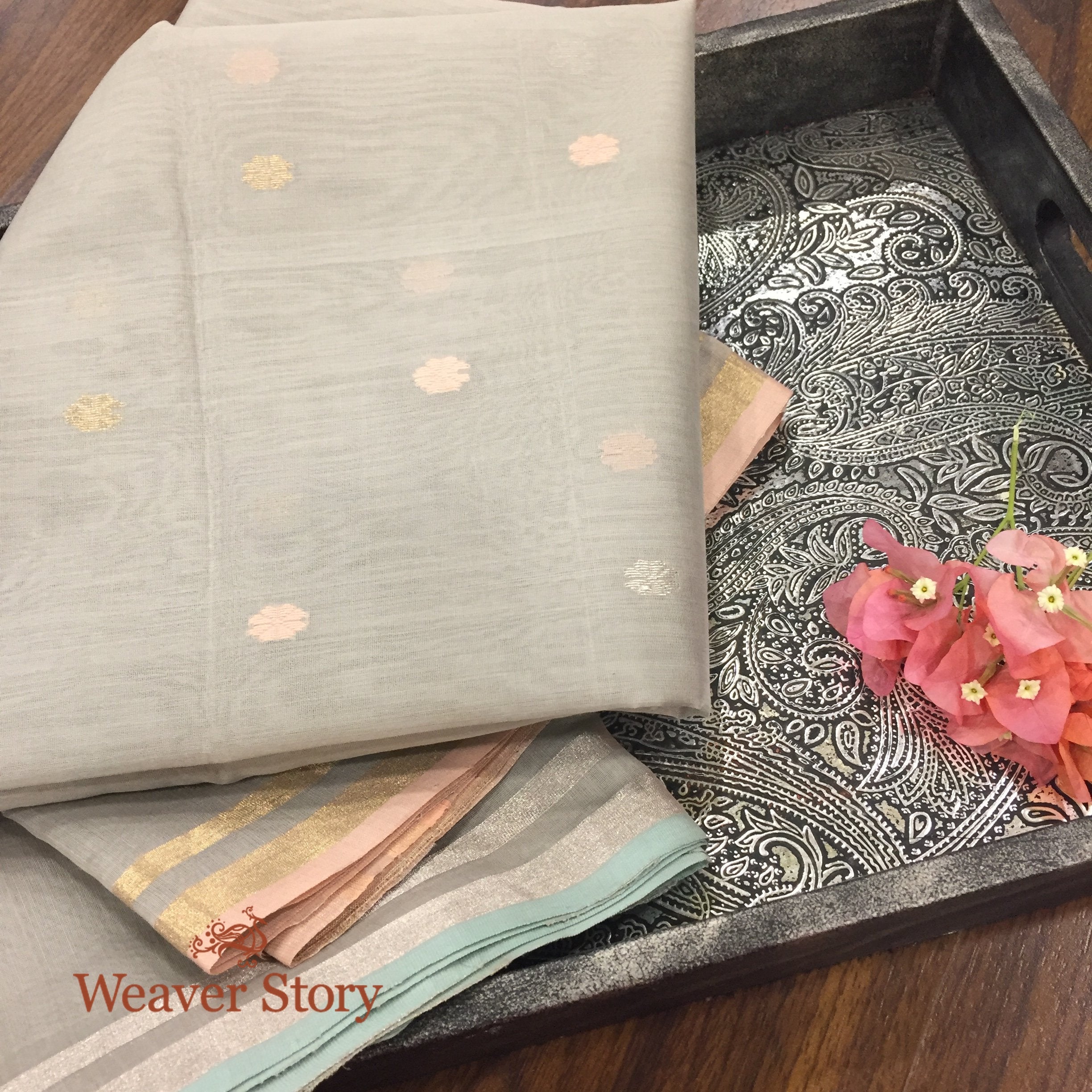 Handloom_Grey_Chanderi_Dupatta_with_Zari_Booti_WeaverStory_01