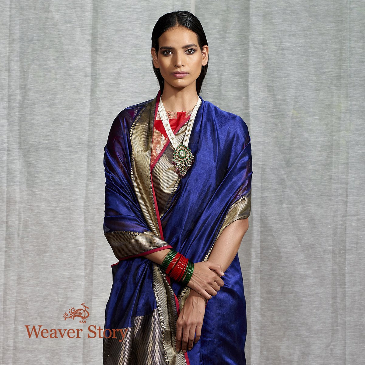 Handwoven_Blue_Plain_Silk_Cotton_Saree_with_Solid_Zari_Border_WeaverStory_01
