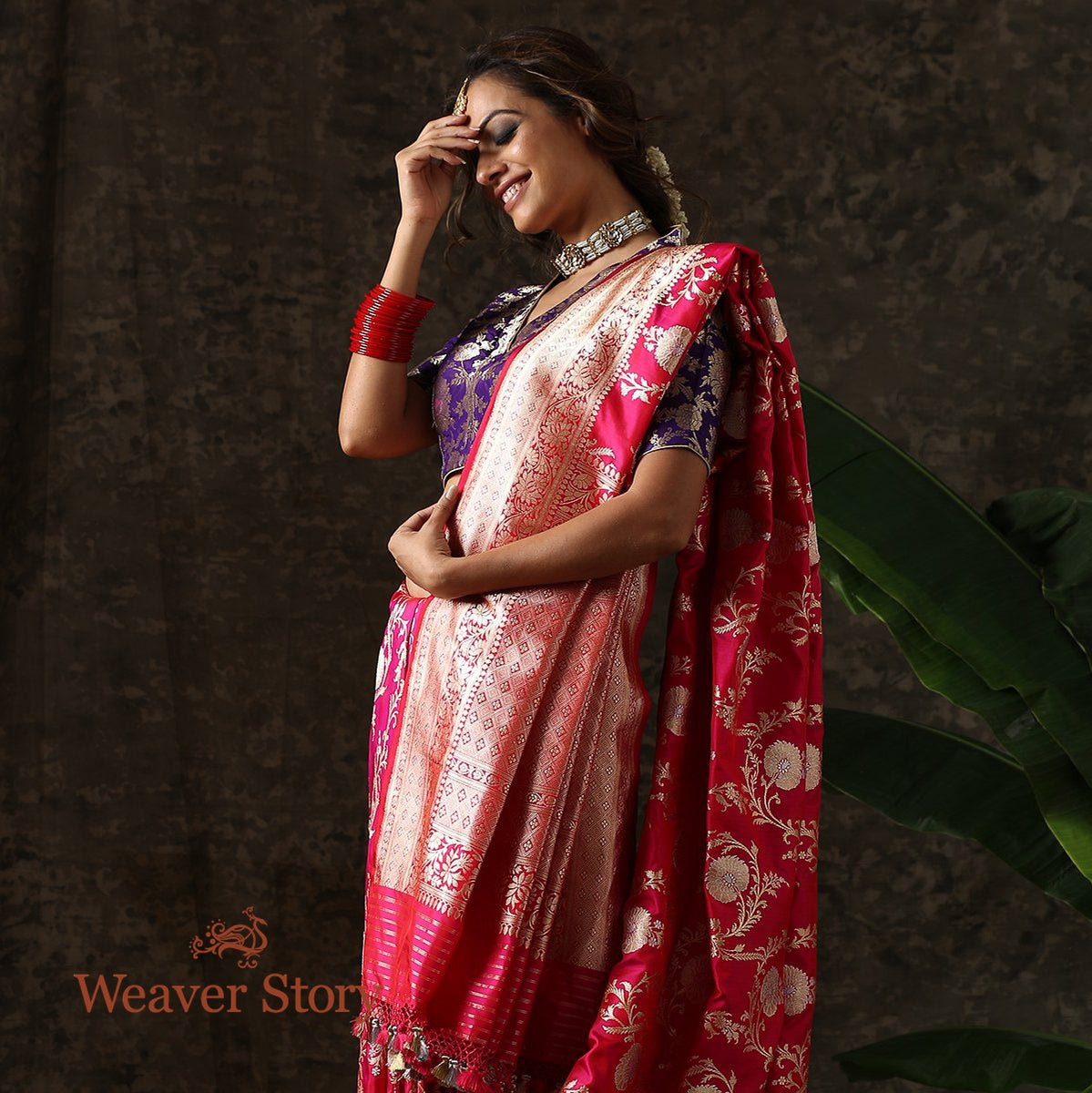 Handwoven_Pink_Sona_Rupa_Jangla_Saree_WeaverStory_01