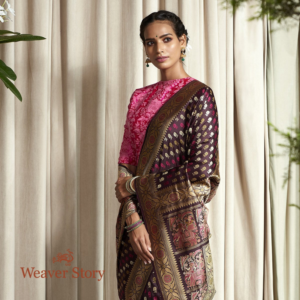Banaras_Baluchari_saree_in_Brown_with_an_elaborate_elephant_pallu_WeaverStory_01