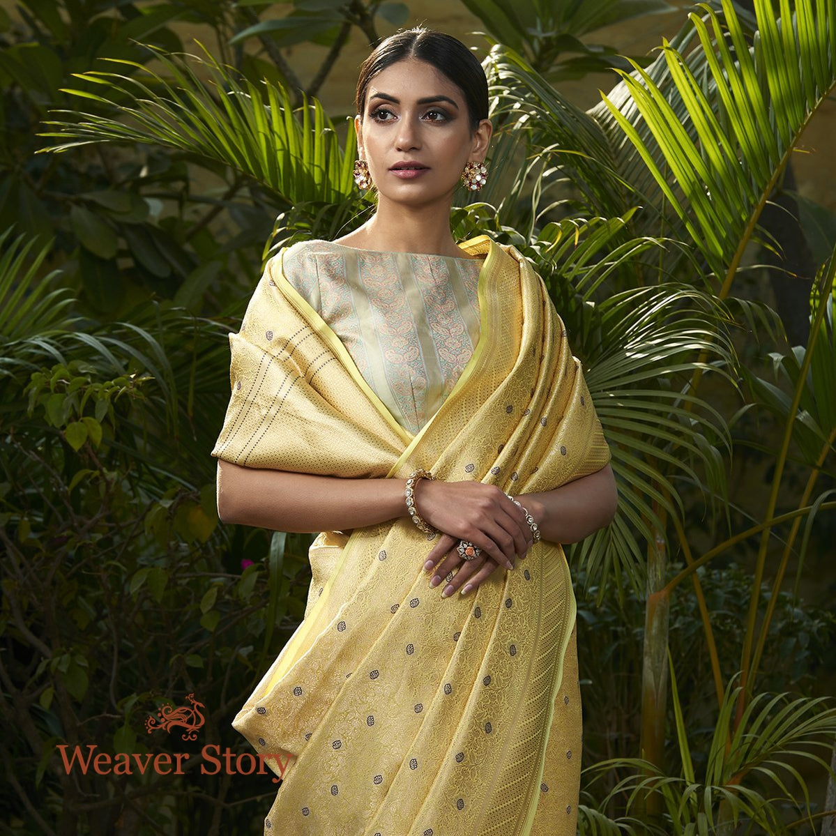 Handwoven_Yellow_Zari_Kimkhab_Saree_WeaverStory_01