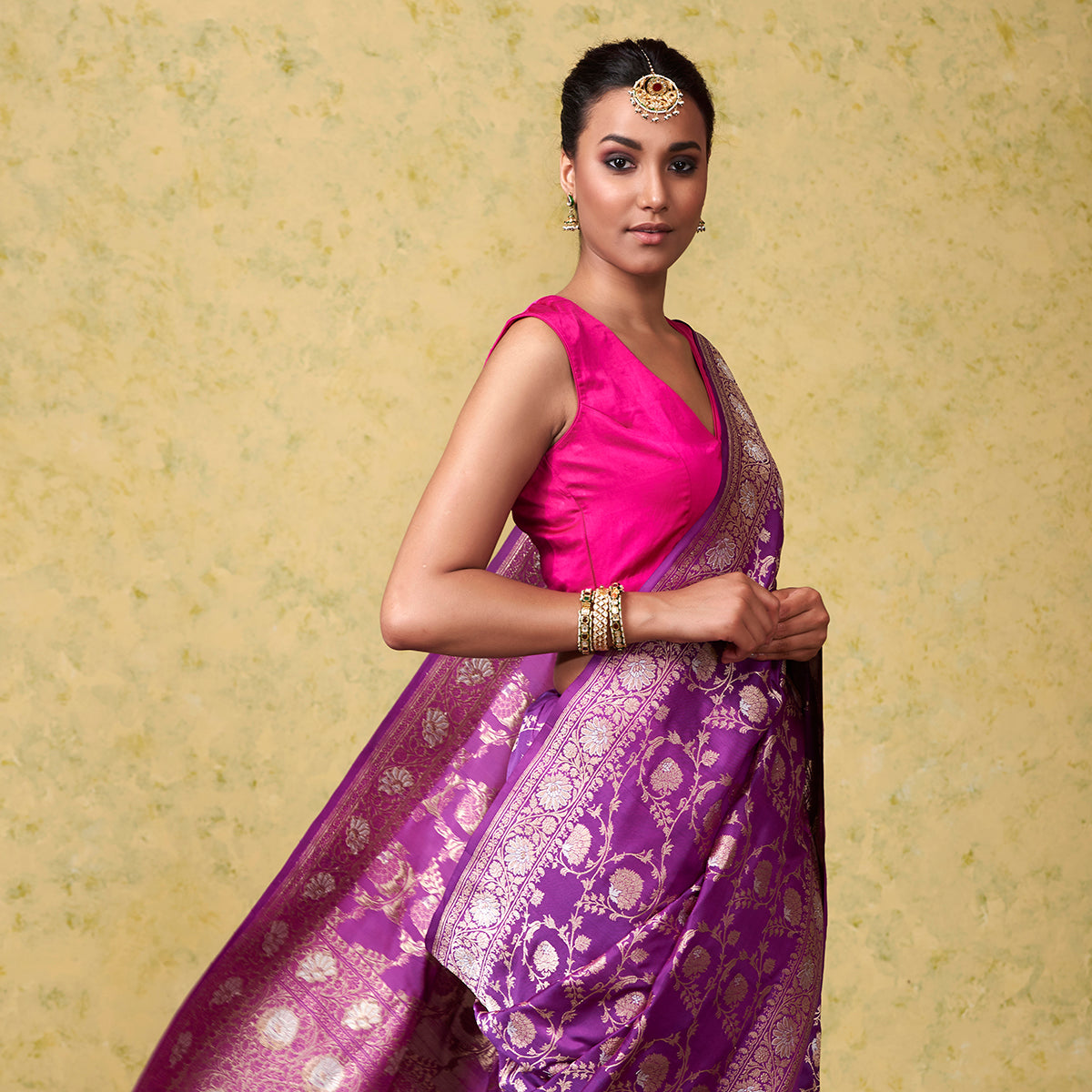 Handloom_Purple_Antique_Zari_Jangla_Saree_WeaverStory_01