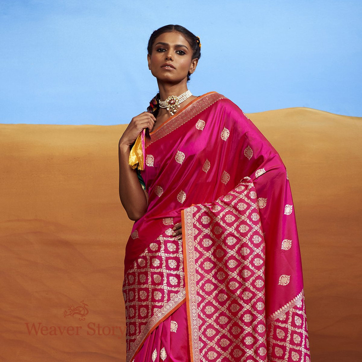 Handwoven_Pink_Kadhiyal_Border_Saree_with_Kadhwa_Boota_WeaverStory_01