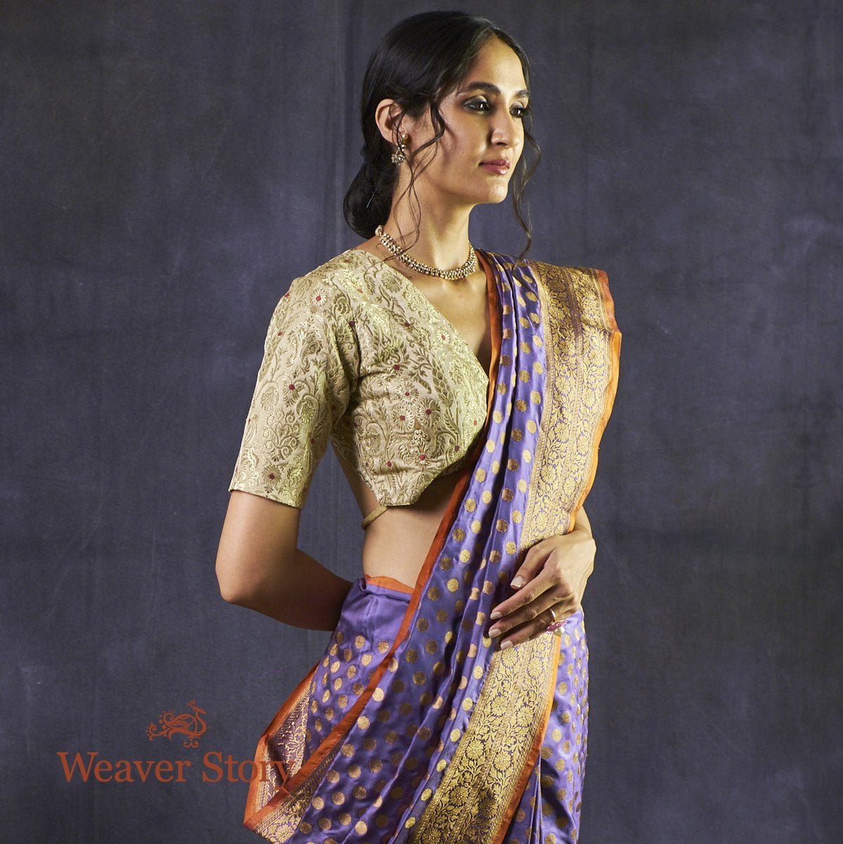 Handwoven_Purple_Saree_with_Circle_Boota_and_Orange_Selvedge_WeaverStory_01