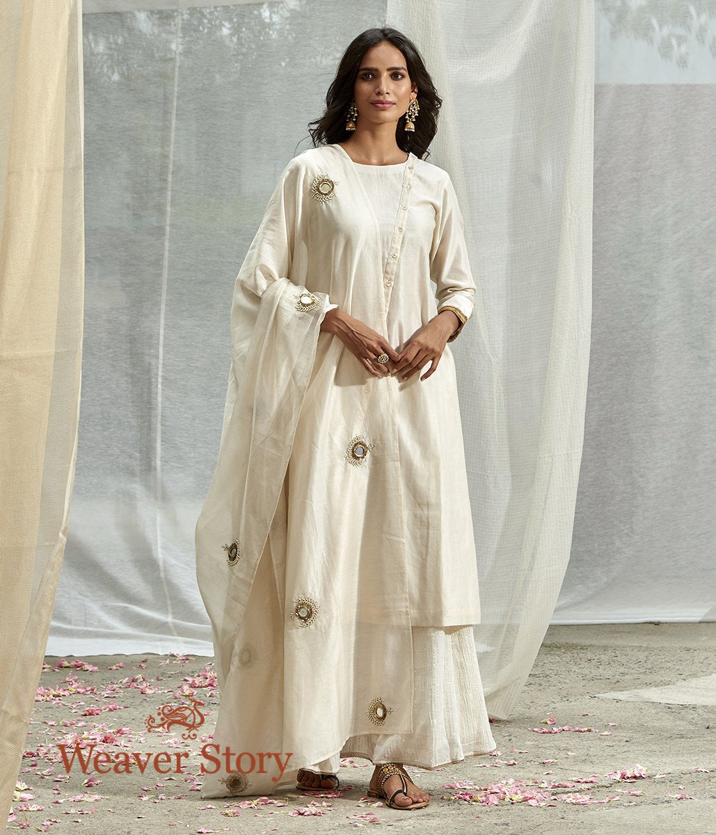 Handwoven_Off_White_Chanderi_Skirt_Set_with_Mirror_Work_Dupatta_WeaverStory_01