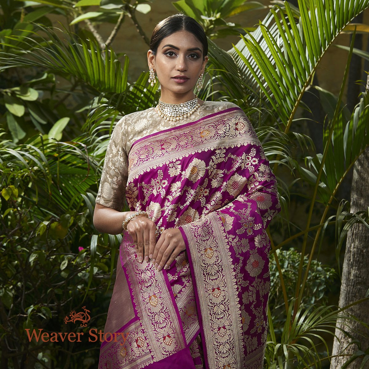Handwoven_Purple_Kadhwa_Meenakari_Jangla_Saree_WeaverStory_01
