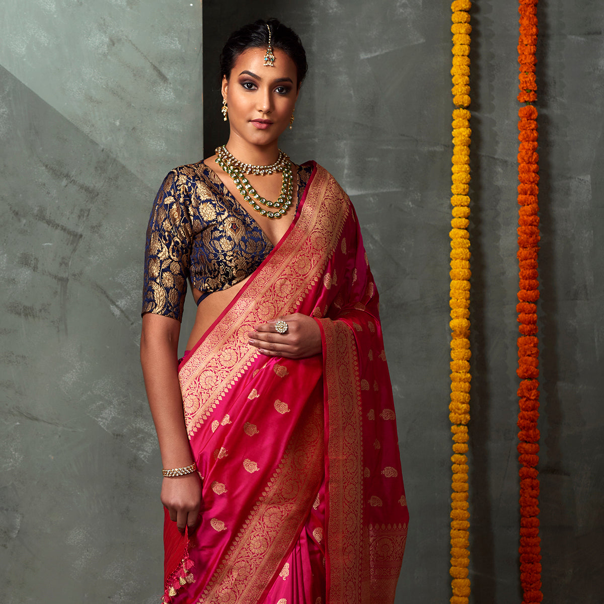 Handloom_Katan_Silk_Banarasi_Saree_in_Pink_with_Delicate_Paisleys_and_Floral_Border_WeaverStory_01