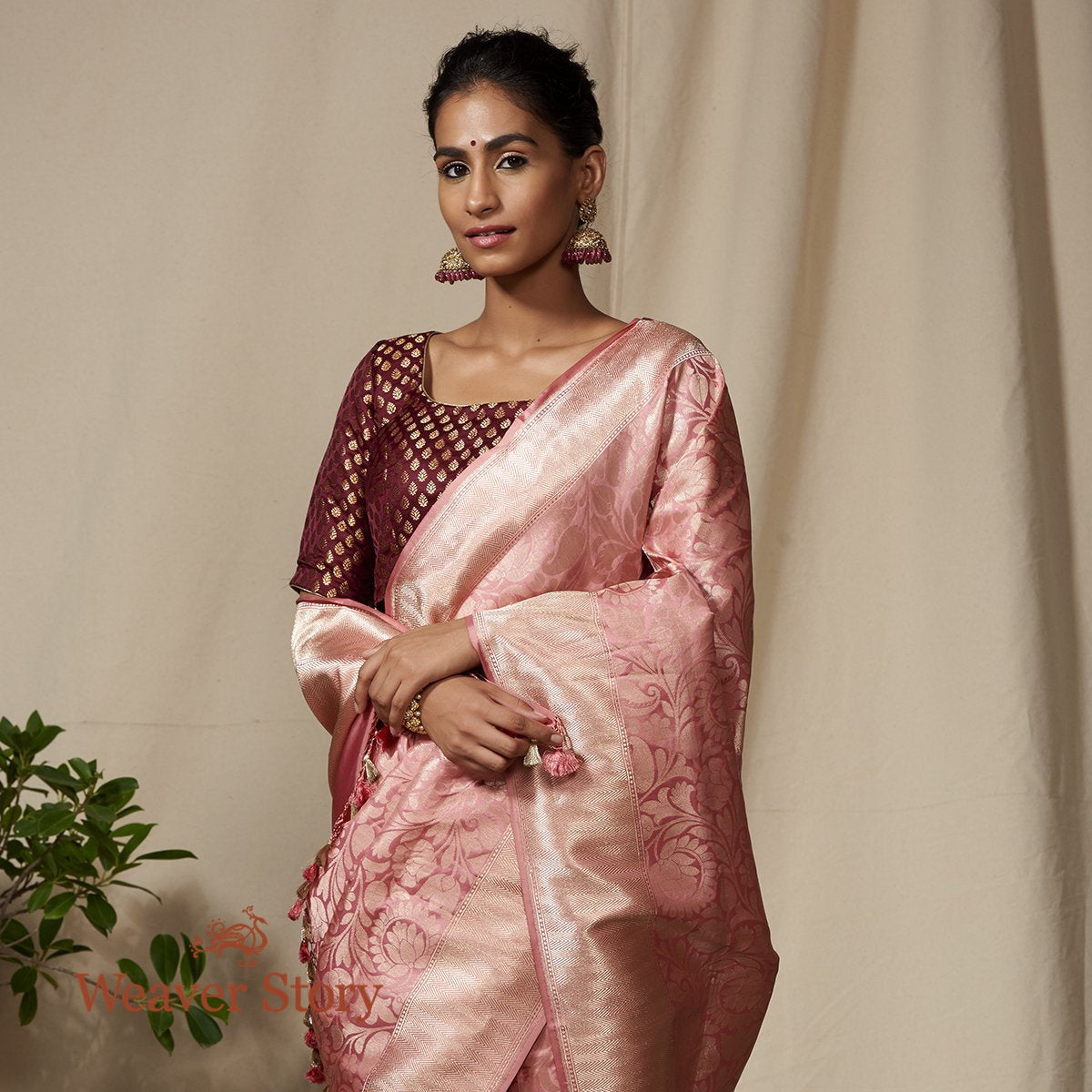 Handwoven_Light_Pink_Banarasi_Saree_with_Gold_Chevron_Border_WeaverStory_01