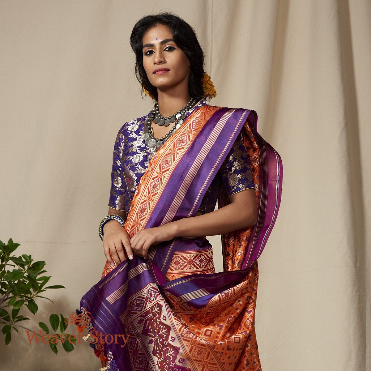 Handloom_Peach_Meenakari_Banarasi_Patola_with_Silk_Borders_WeaverStory_01