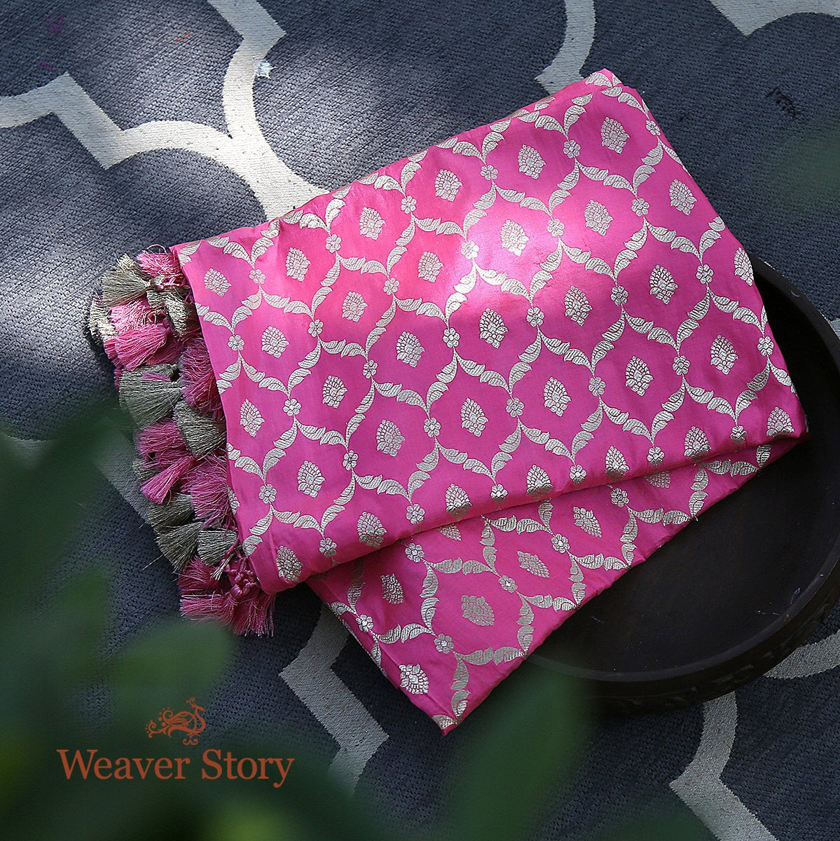 Handloom_Cutwork_Meenakari_Jaal_Dupatta_WeaverStory_01