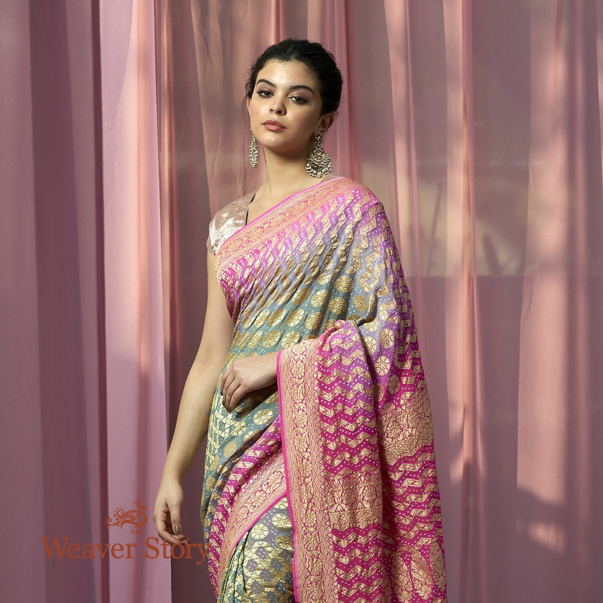 Handwoven_Pink_and_Green_Shaded_Banarasi_Bandhej_Saree_WeaverStory_01