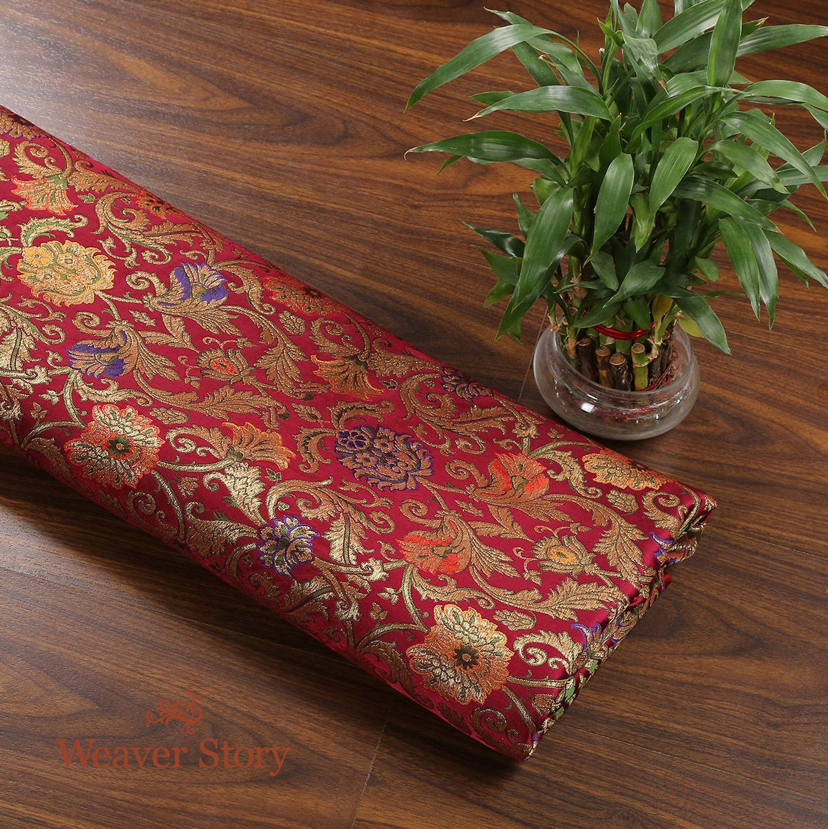 Handloom_Wine_Meenakari_Kimhab_Fabric_WeaverStory_01