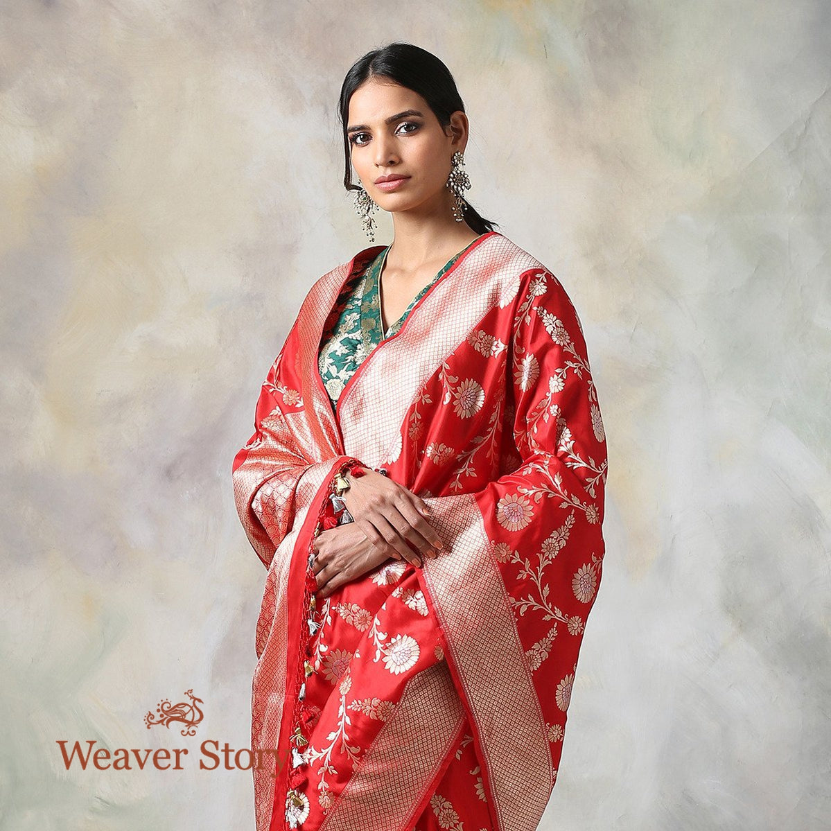 Handwoven_Red_Sona_Rupa_Cutwork_Jangla_Saree_WeaverStory_01