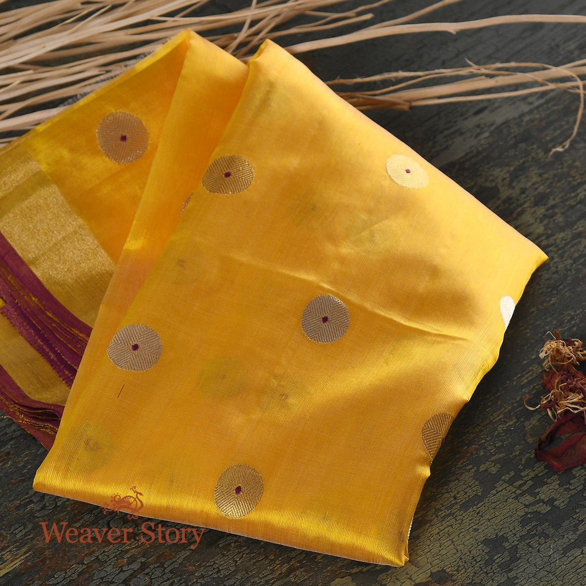 Handloom_Yellow_Chanderi_Silk_Dupatta_with_Asharfi_Boota_WeaverStory_01