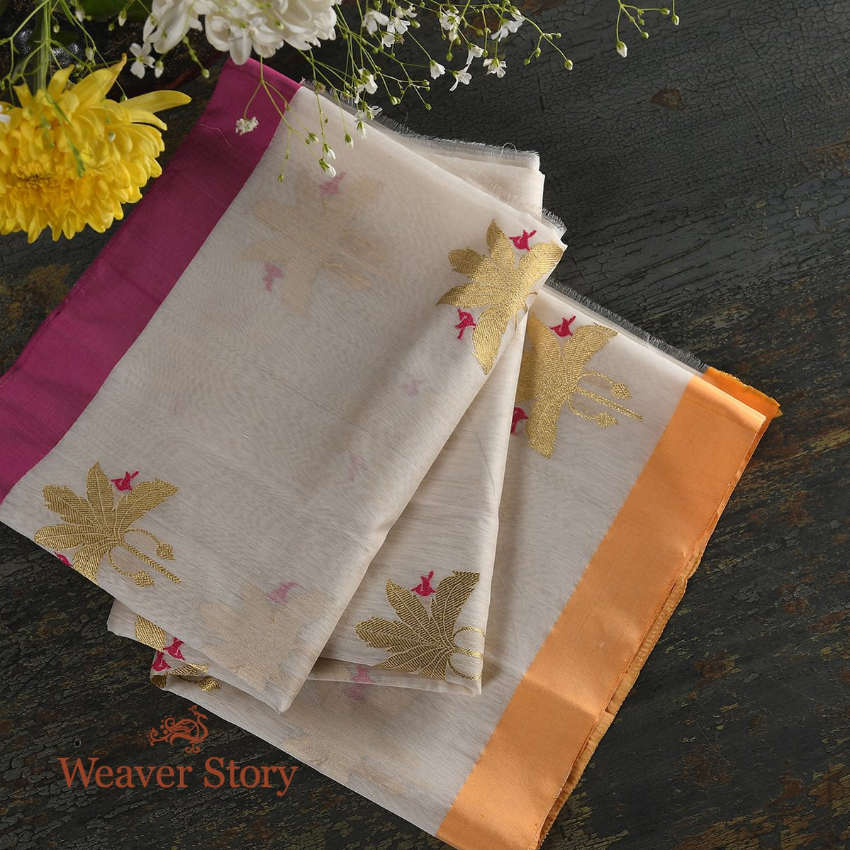 Handloom_Offwhite_Cotton_Silk_Chanderi_Dupatta_with_Gold_Leaf_Motif_WeaverStory_01