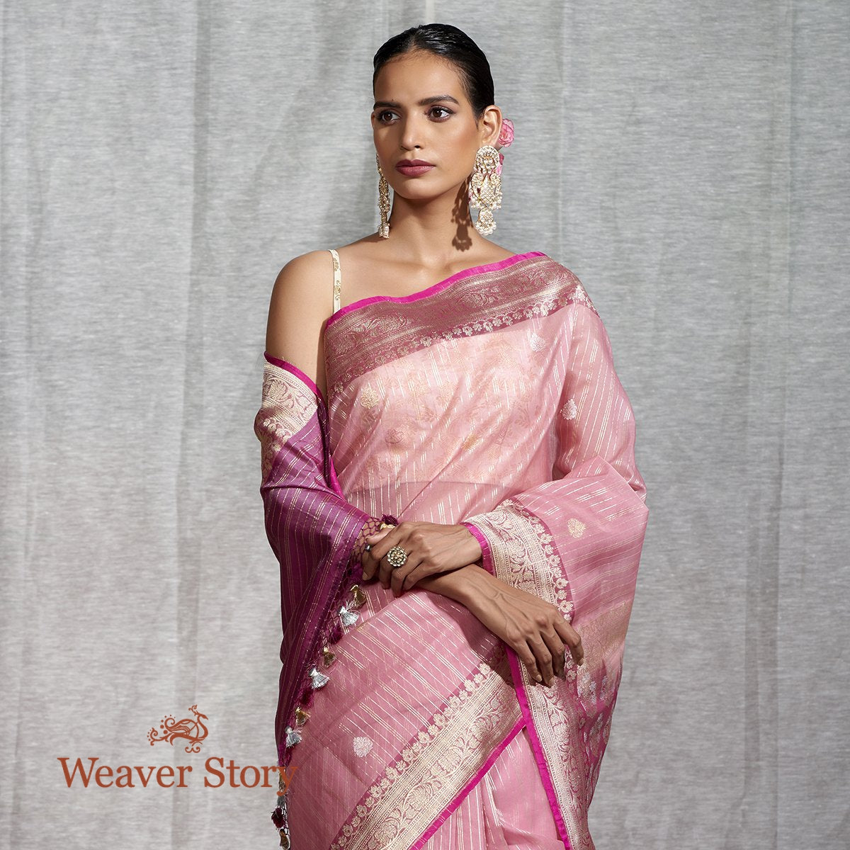Handwoven_Light_Pink_Kora_Silk_Banarasi_Saree_WeaverStory_01