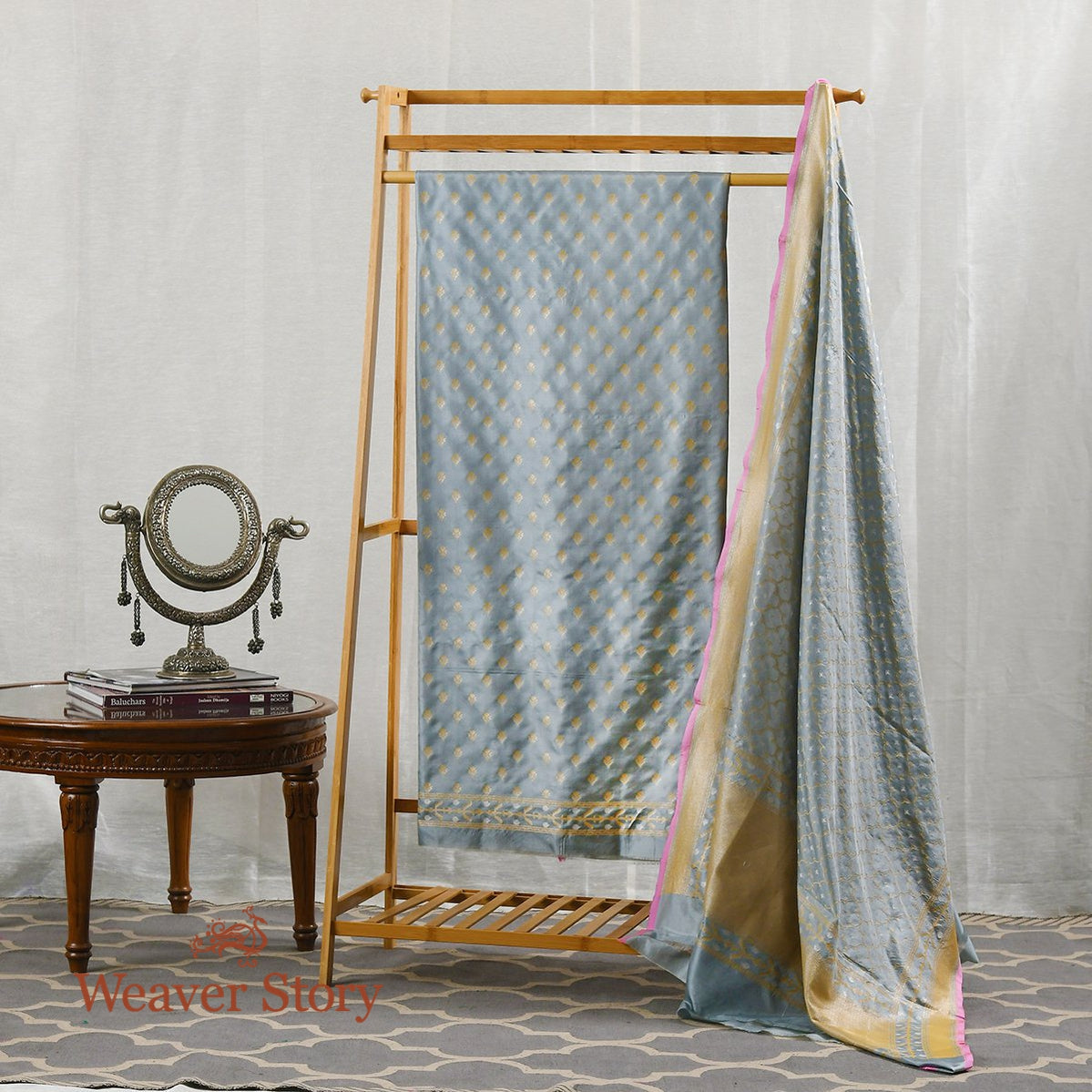 Handwoven_Grey_Katan_Silk_Suit_with_Jamdani_Booti_In_Cutwork_Weave_WeaverStory_01