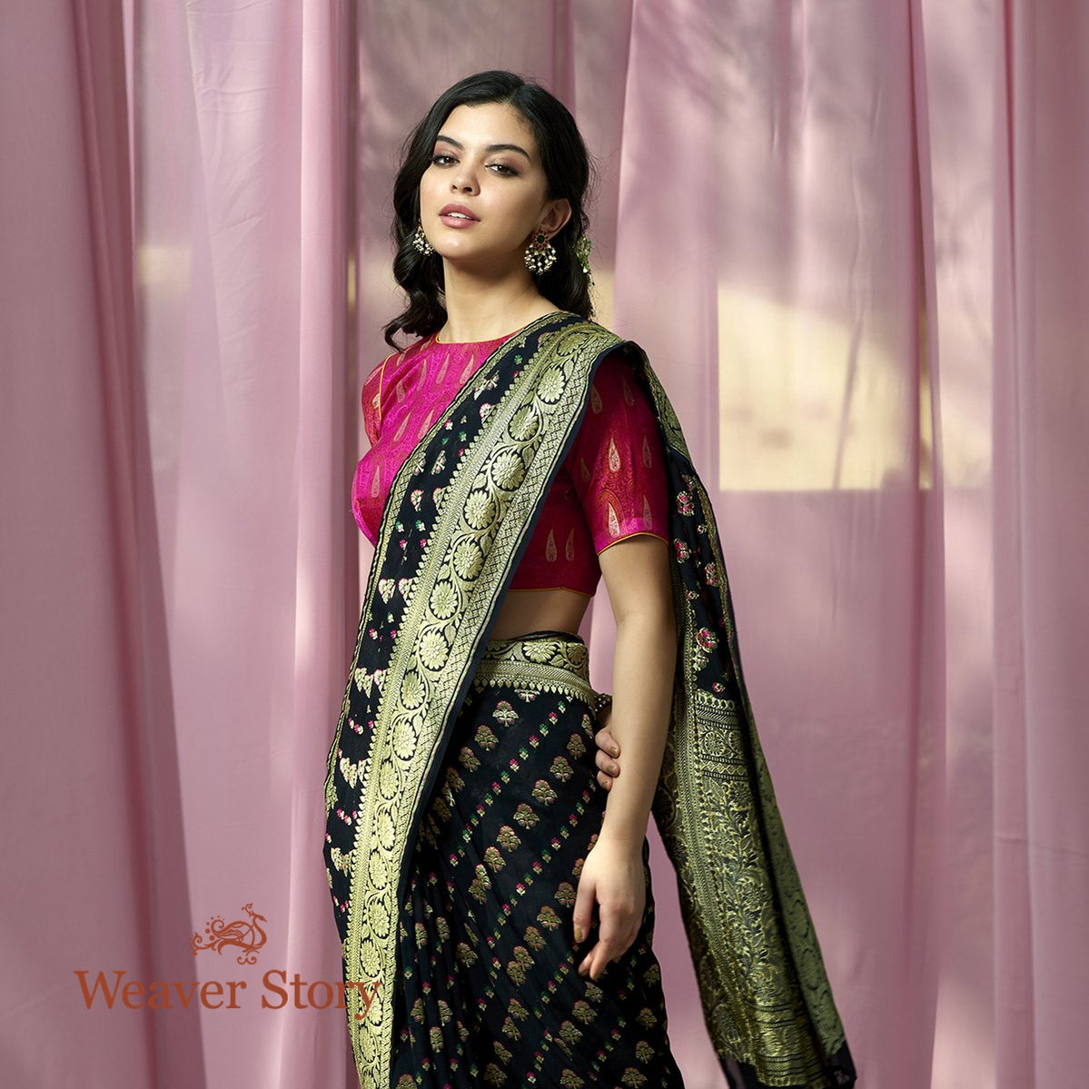 Handwoven_Black_Banarasi_Meenkari_Georgette_Saree_WeaverStory_01