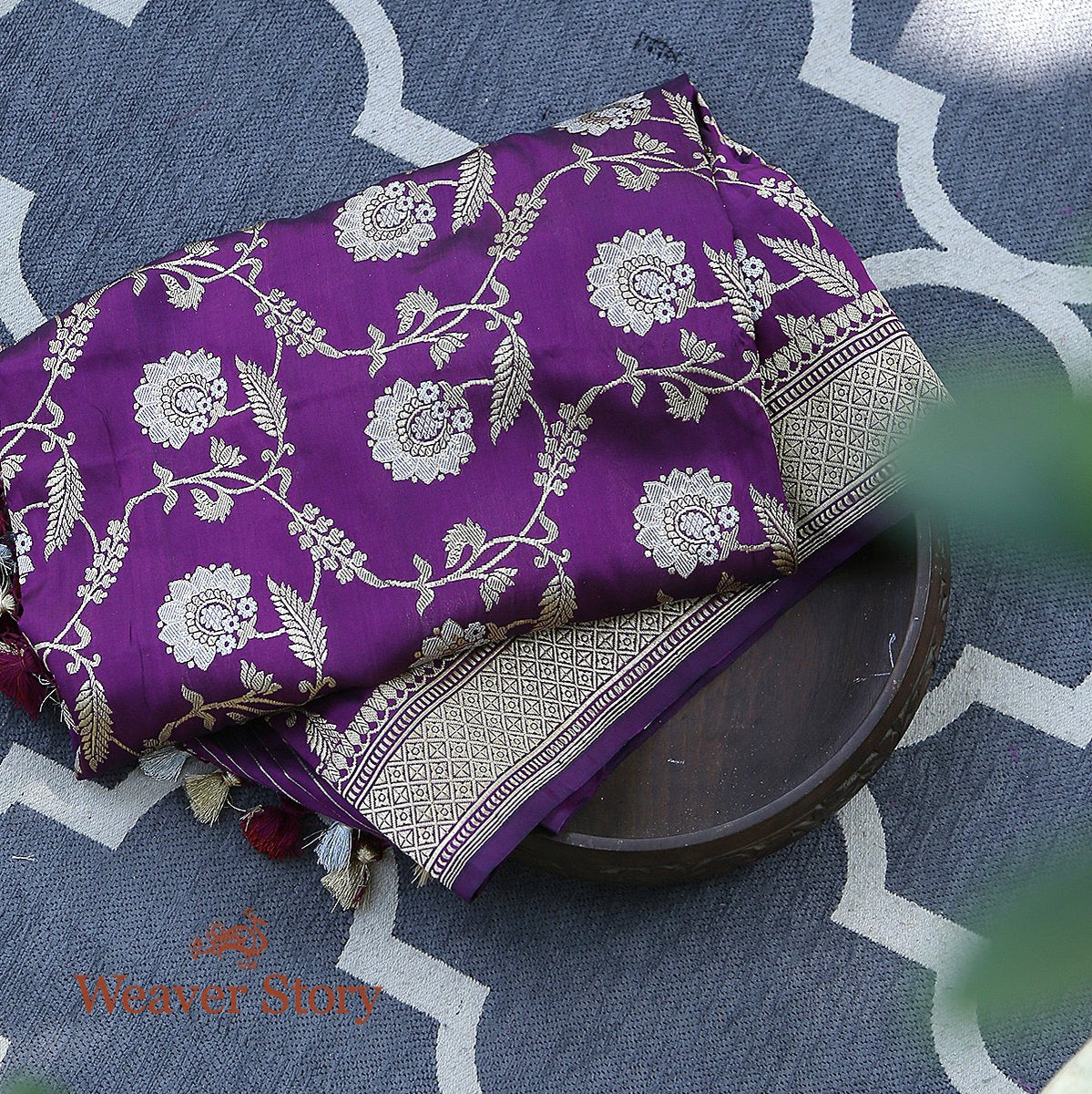 Handloom_Purple_Sona_Rupa_Kadhwa_Jangla_Dupatta_WeaverStory_01