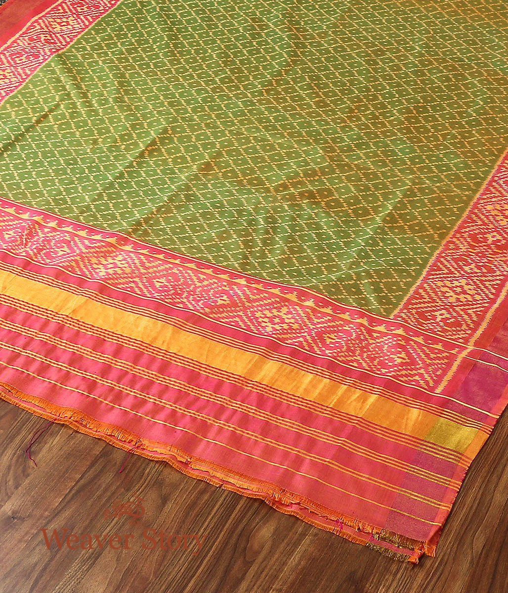 Handloom_Green_and_Pink_Patola_Dupatta_WeaverStory_02