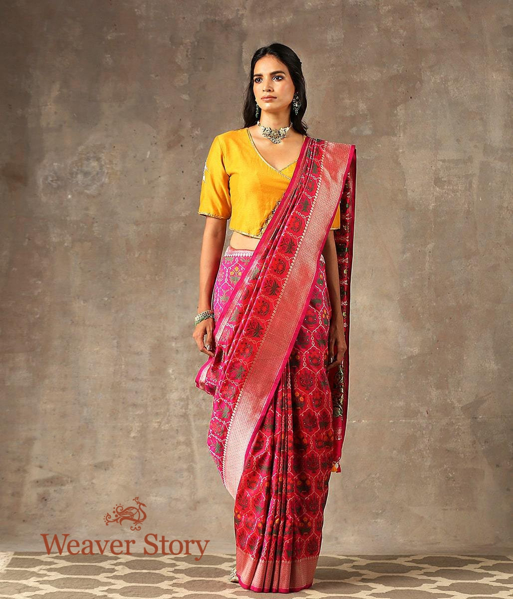 Handwoven_Pink_Meenkaari_Mehrab_Patola_Saree_WeaverStory_02