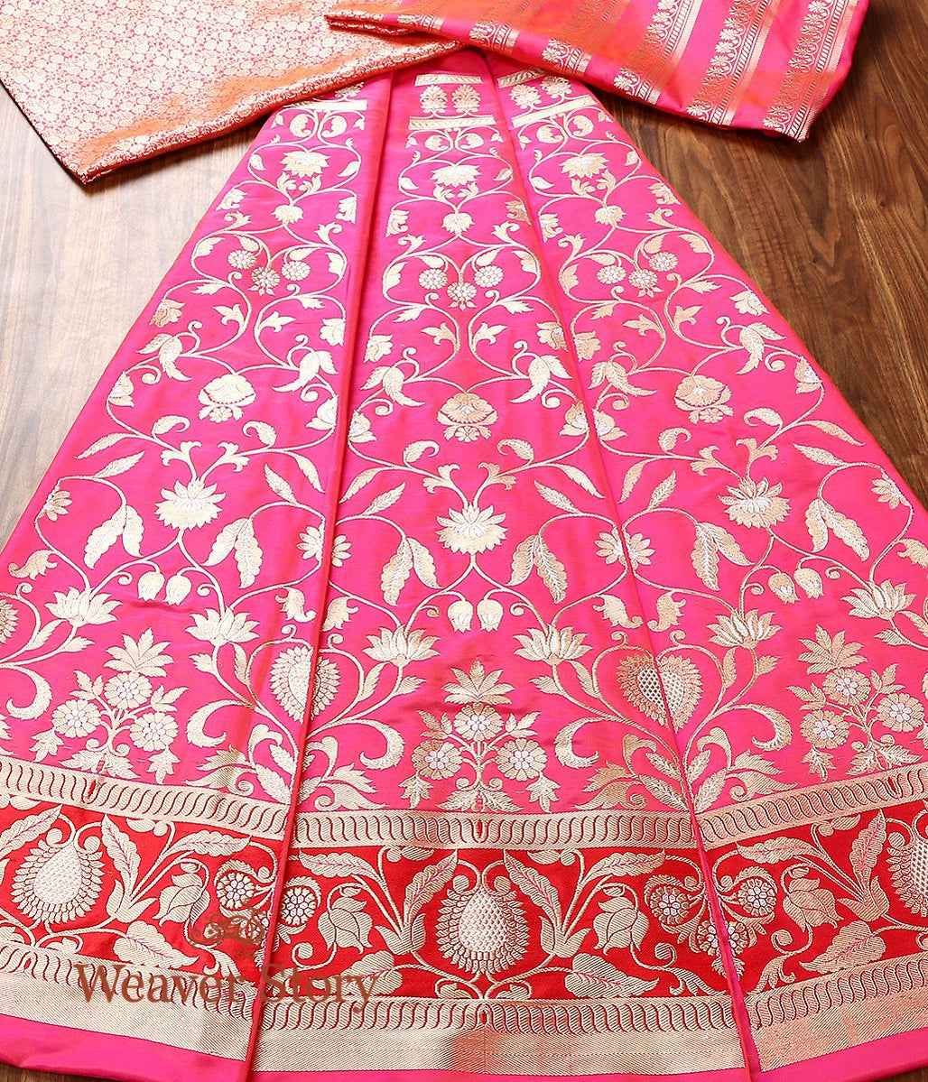 Handloom_Pink_Dual_Tone_Kadhwa_Banarasi_Lehenga_with_Red_Border_WeaverStory_02