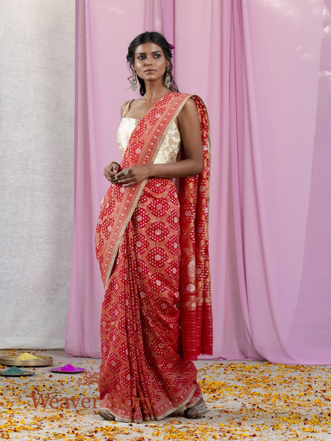 Handwoven_Red_Cotton_Nilambari_Saree_WeaverStory_02