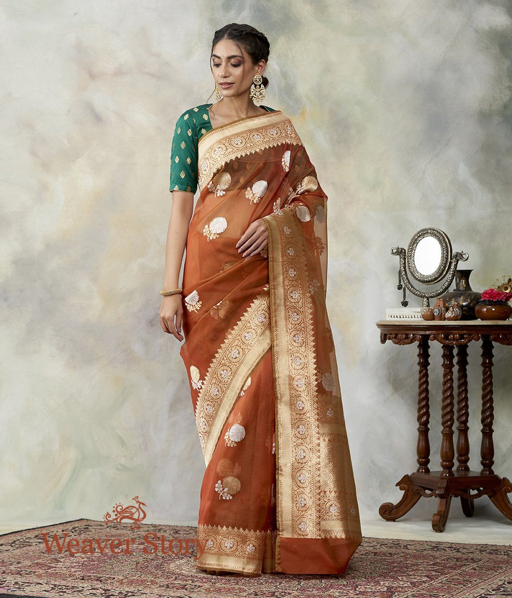 Handwoven_Rust_and_Green_Dahlia_Motif_Kora_Saree_WeaverStory_02