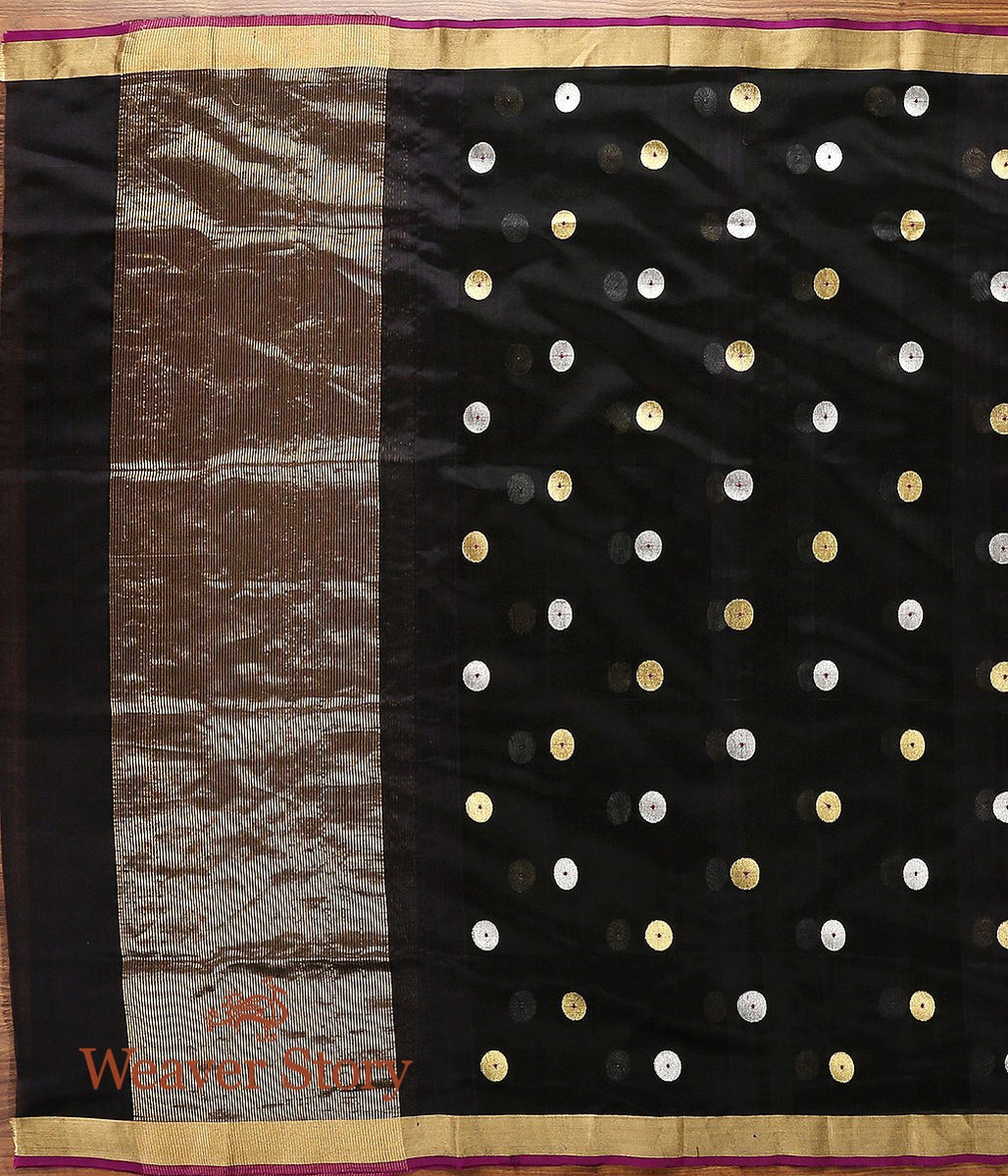 Handloom_Black_Chanderi_Silk_Dupatta,_with_Asharfi_Booti_WeaverStory_02