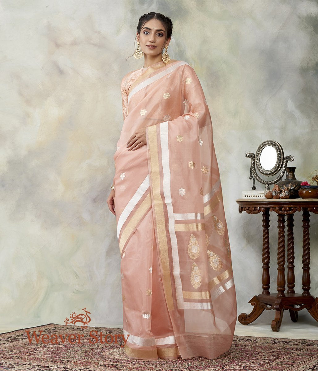 Handwoven_Soft_Peach_Floral_Boota_Kora_Silk_Banarasi_Saree_WeaverStory_02