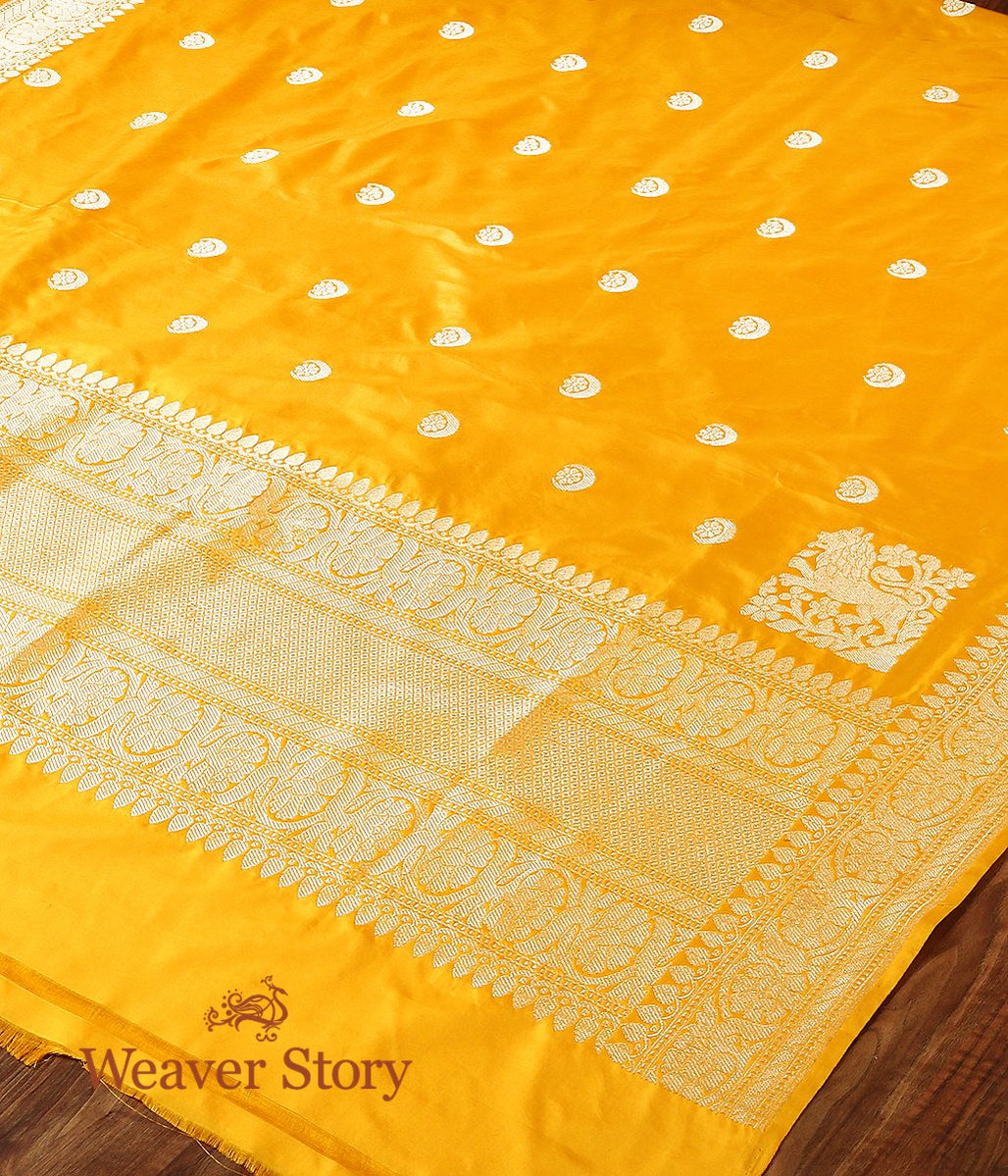 Handloom_Yellow_Chand_Boota_Dupatta_WeaverStory_03