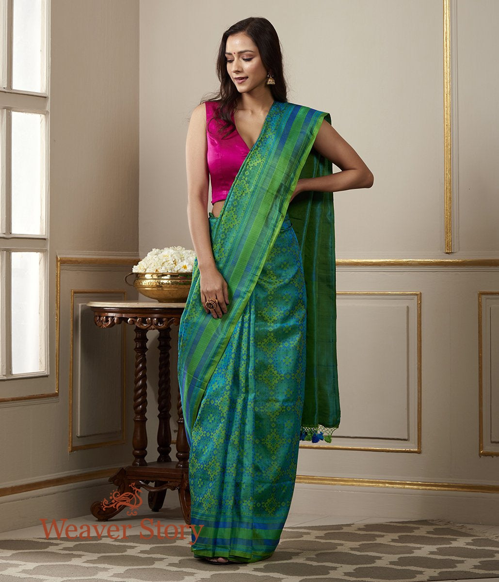 Handloom_Banarasi_Tanchoi_Saree_in_Shades_of_Green_WeaverStory_02