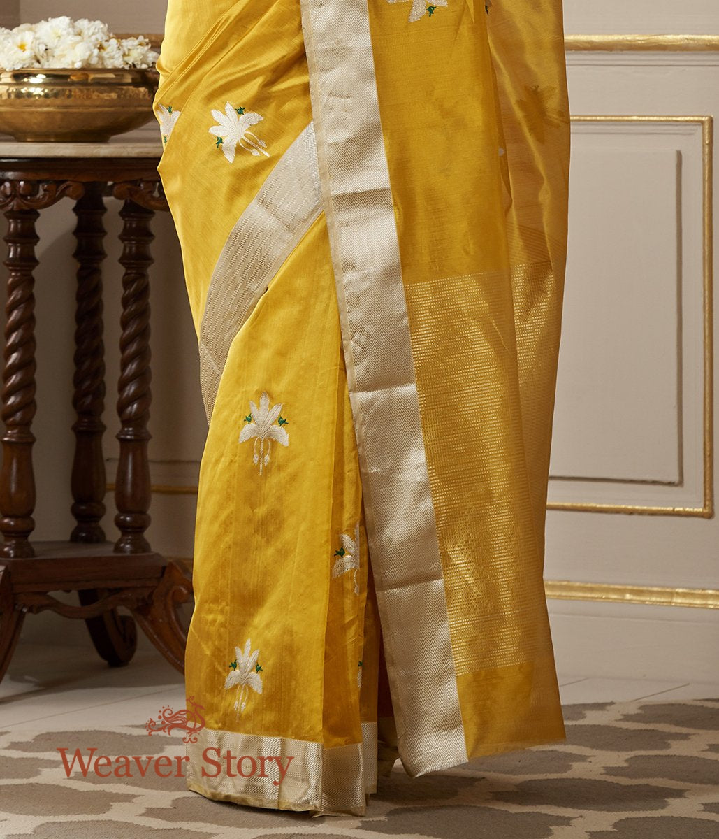 Handloom_Turmeric_Yellow_Chanderi_Silk_Saree_with_Birds_on_a_Tree_WeaverStory_04
