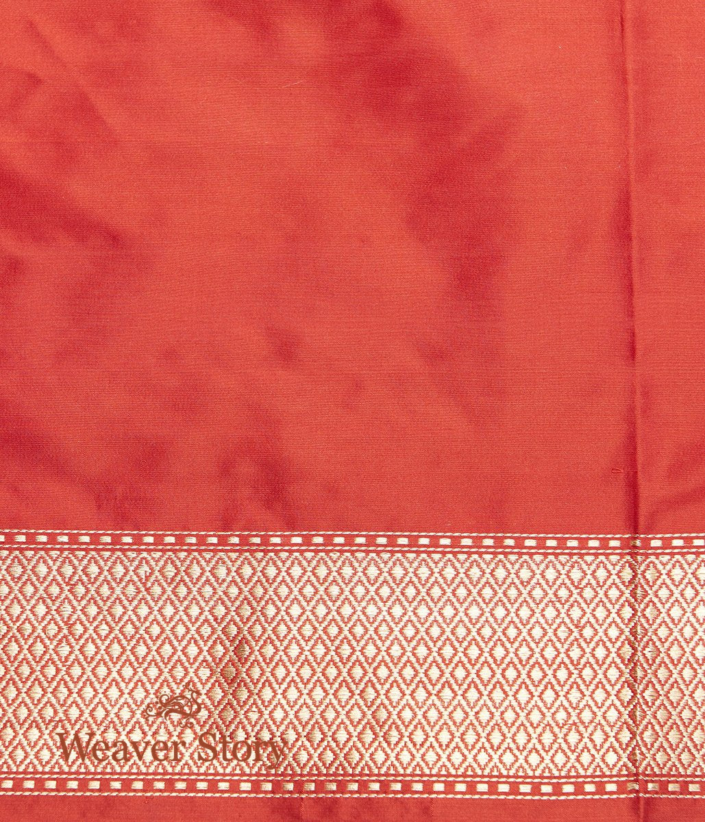 Handloom_Red_Silk_Saree_with_Diagonally_Woven_Meenakari_Bel_WeaverStory_05