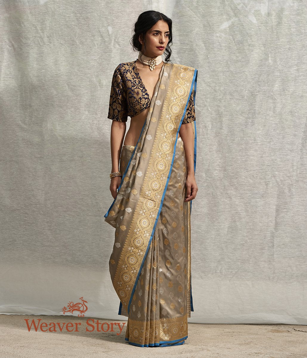 Handwoven_Grey_and_Beige_Dual_Tone_Banarasi_Saree_with_Kadhwa_Booti_and_Blue_Selvedge_WeaverStory_02