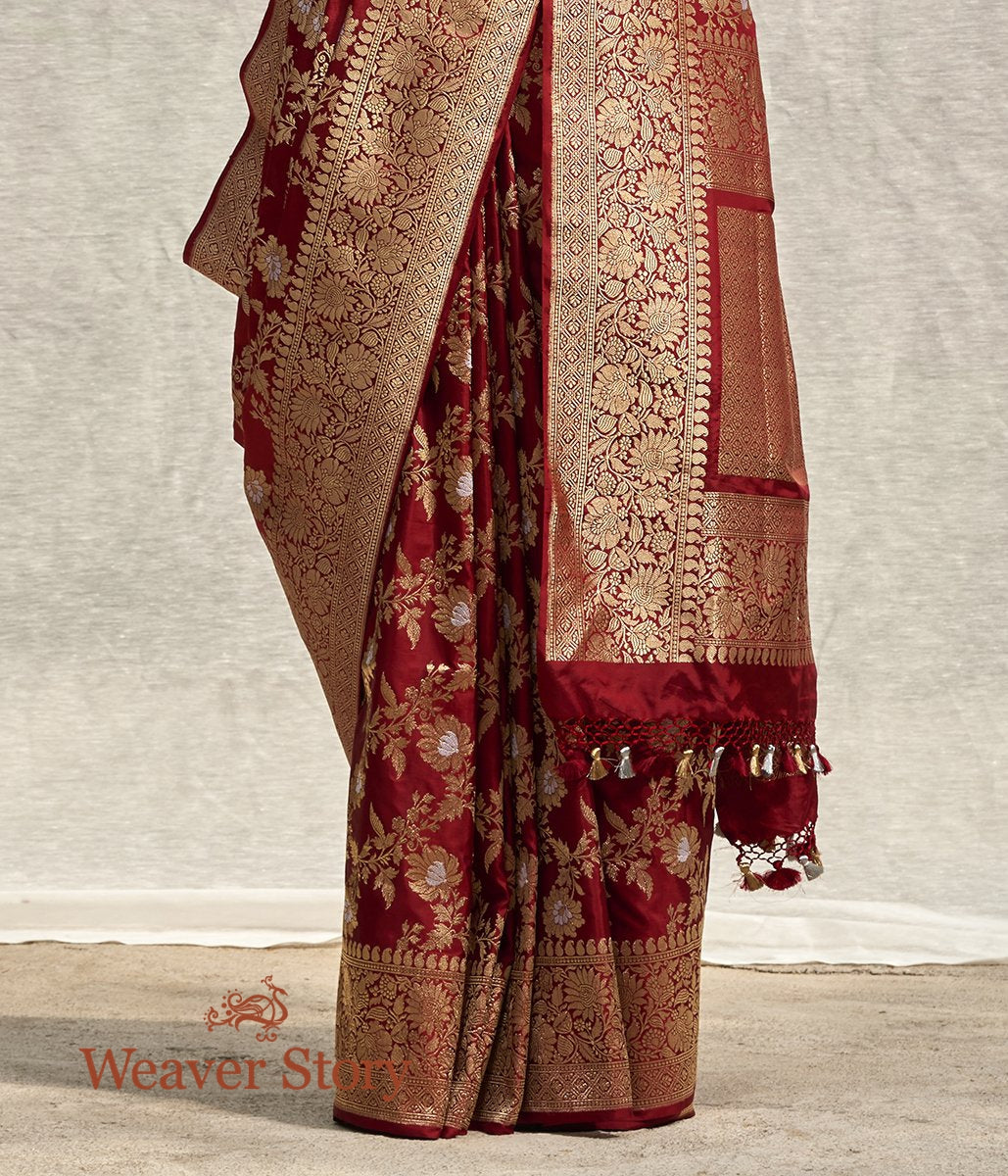 Handwoven_Maroon_Banarasi_Jangla_Saree_with_all_over_Gold_Zari_Weave_WeaverStory_04