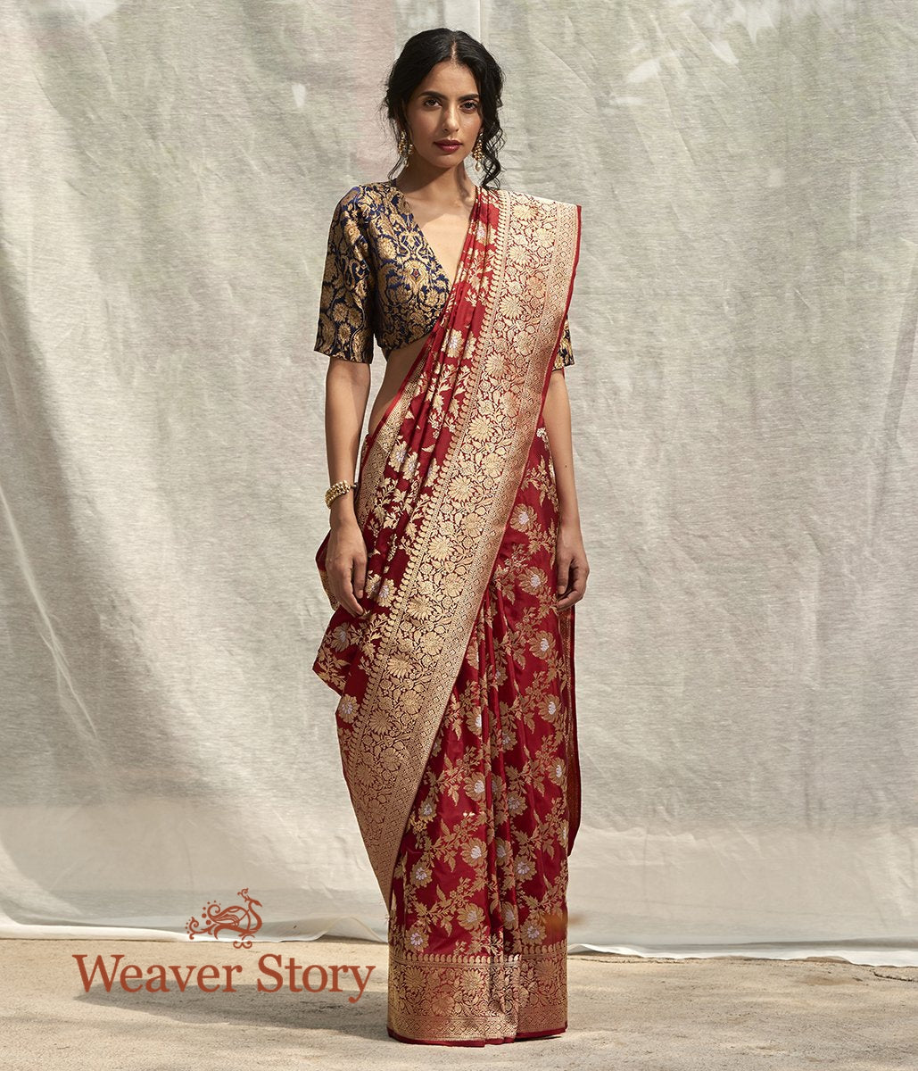 Handwoven_Maroon_Banarasi_Jangla_Saree_with_all_over_Gold_Zari_Weave_WeaverStory_02