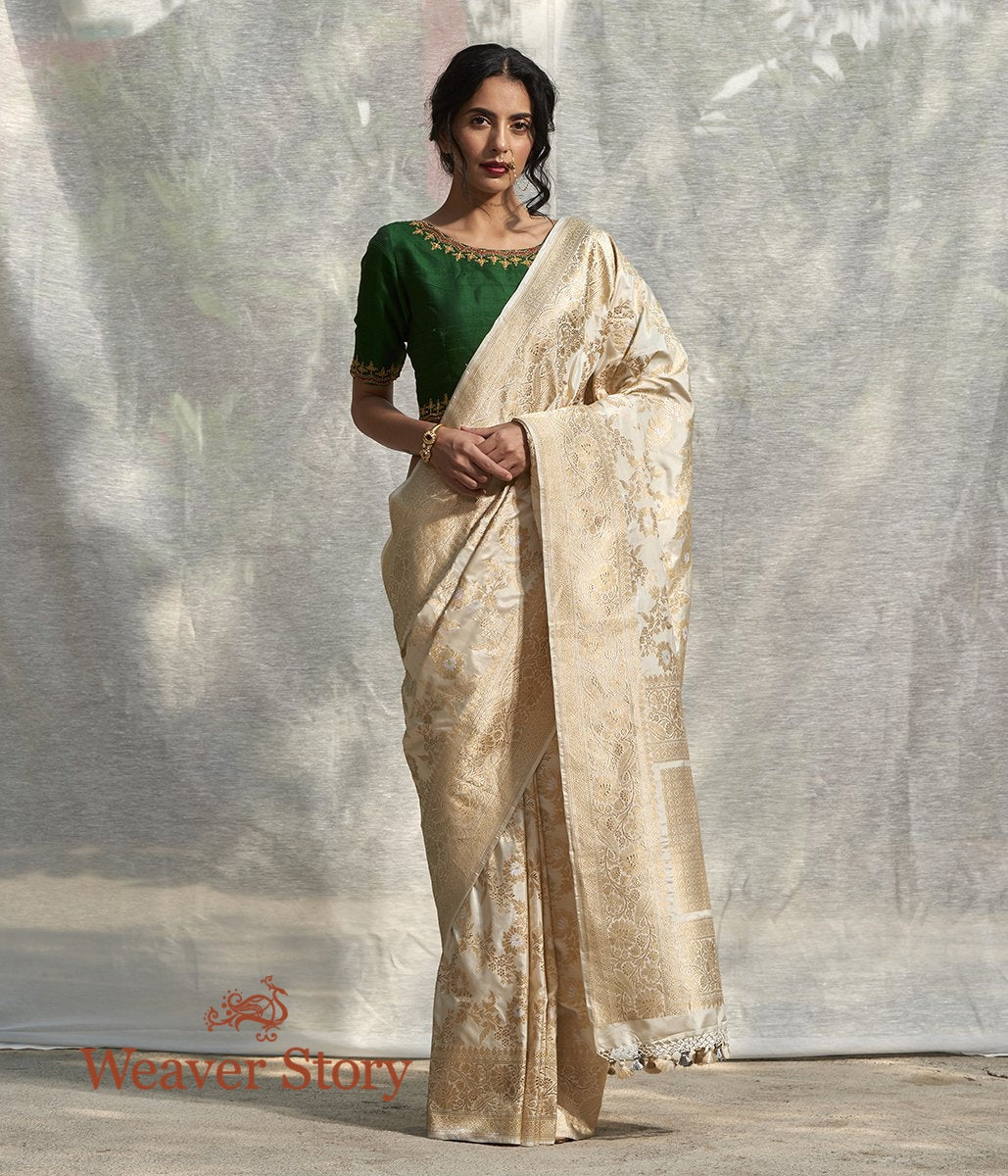 Handwoven_Offwhite_Kadhwa_Banarasi_Jangla_with_Floral_Weave_WeaverStory_02