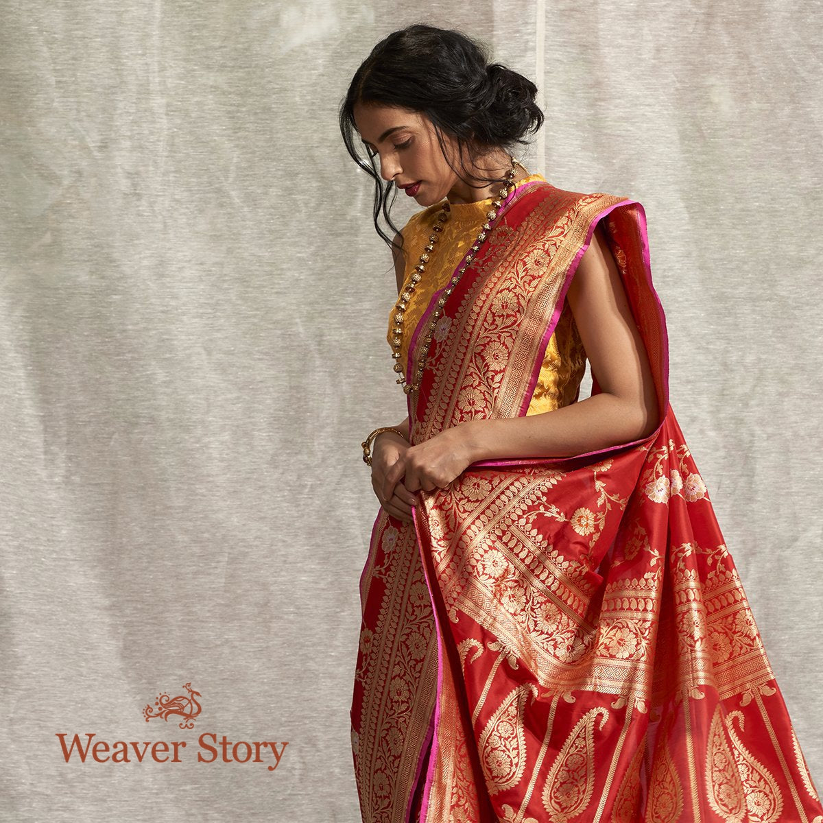 Handwoven_Chilly_Red_Banarasi_Jangla_Saree_with_Meenakari_WeaverStory_01