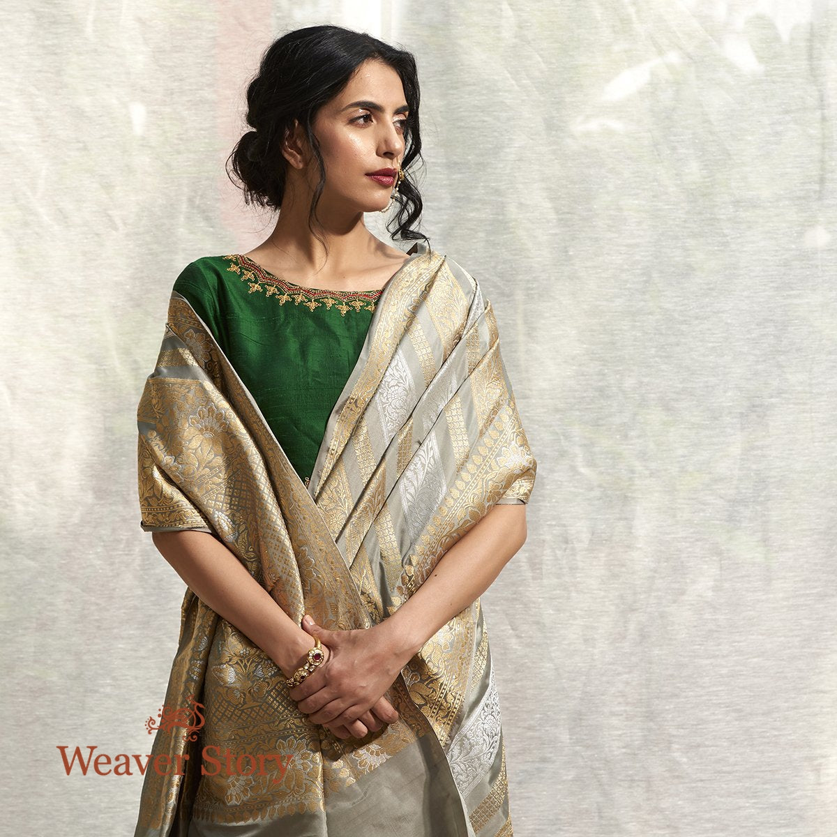 Handloom_Grey_Banarasi_Saree_with_Gold_and_Silver_Kadhwa_Weave_WeaverStory_01