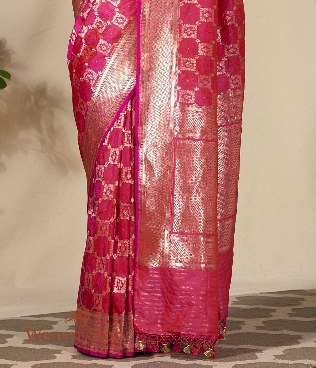 Handwoven_Pink_Banarasi_Tanchoi_Saree_with_Woven_Zari_Jaal_WeaverStory_04