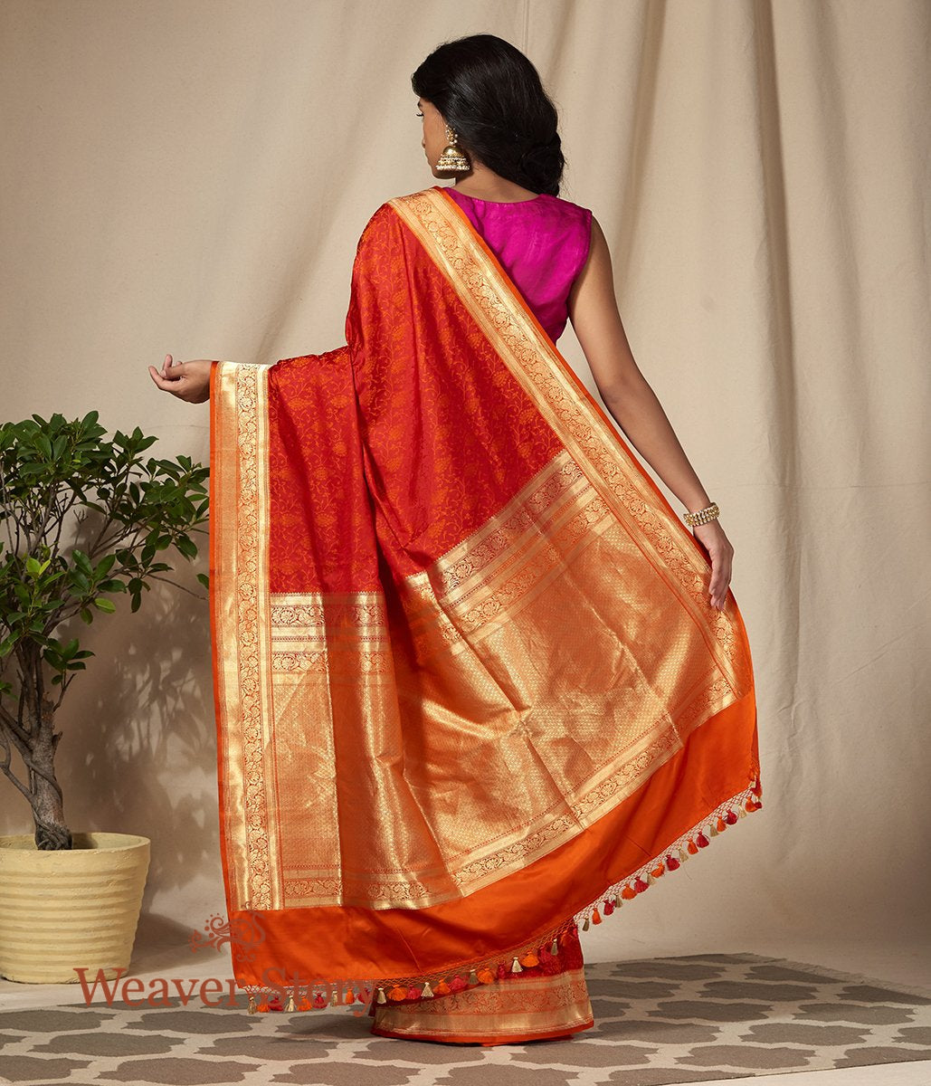 Handwoven_Red_Banarasi_Tanchoi_Saree_with_Woven_Zari_Border_WeaverStory_03