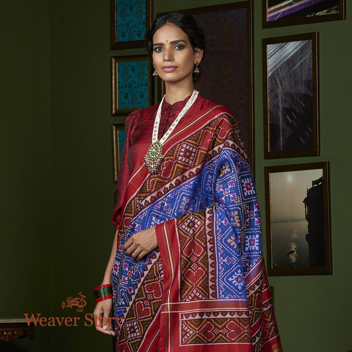 Handloom_Blue_Gujarat_Patola_Saree_with_Maroon_Border_WeaverStory_01